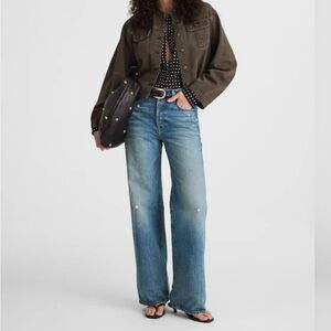 The low slung baggy jeans